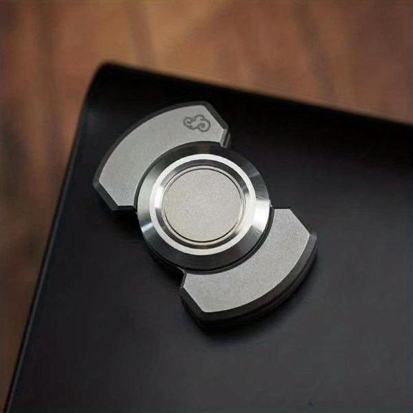 Transform Your Playtime: 3-in-1 Thor's Hammer Coin Spinner - Ultimate High-Speed Fidget Toy for Outdoor Fun!